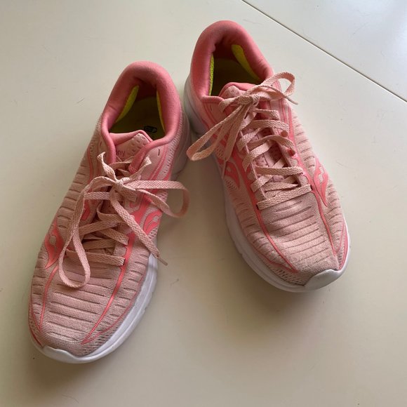 Saucony Kinvara 10 Cushioned Running Shoes - Picture 4 of 10